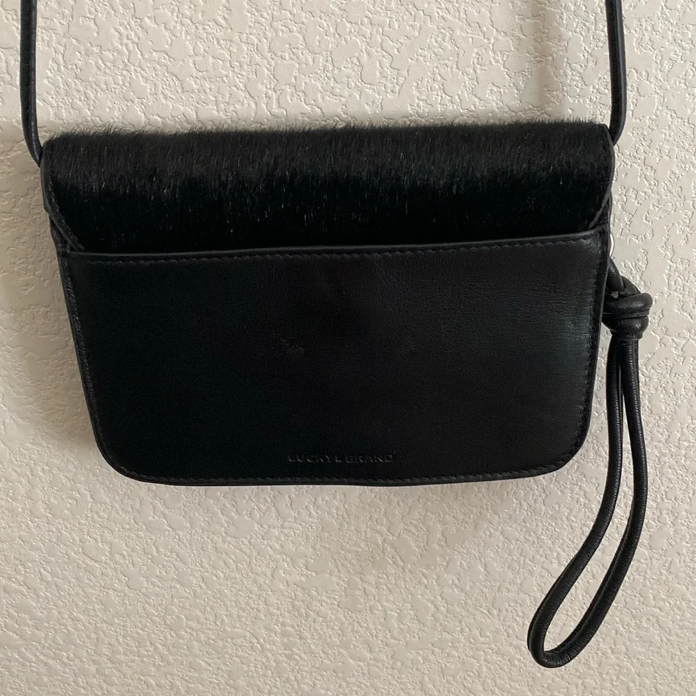 LUCKY BRAND Women’s Black Crossbody Bag with Easy Sliding Adjustable Strap